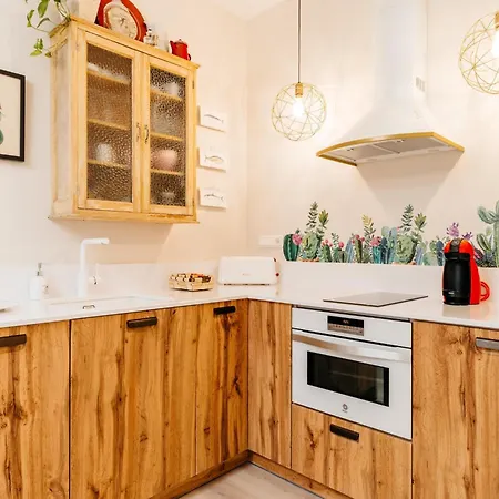 Aston - Old Town Flat 아파트